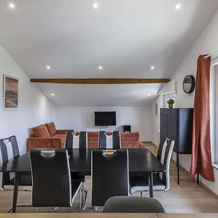 Moderne Proche Plage, Jardin Et Wifi - Fr-1-4-706 Apartment