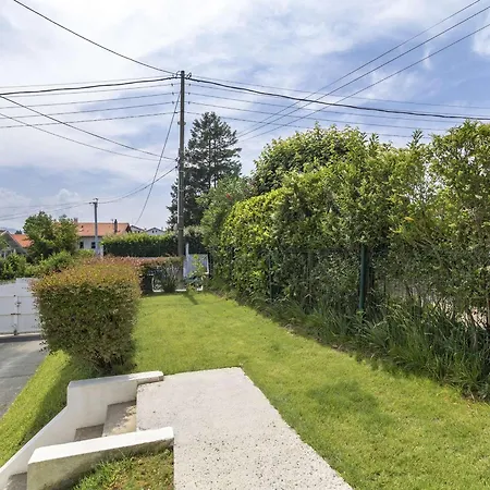 Moderne Proche Plage, Jardin Et Wifi - Fr-1-4-706